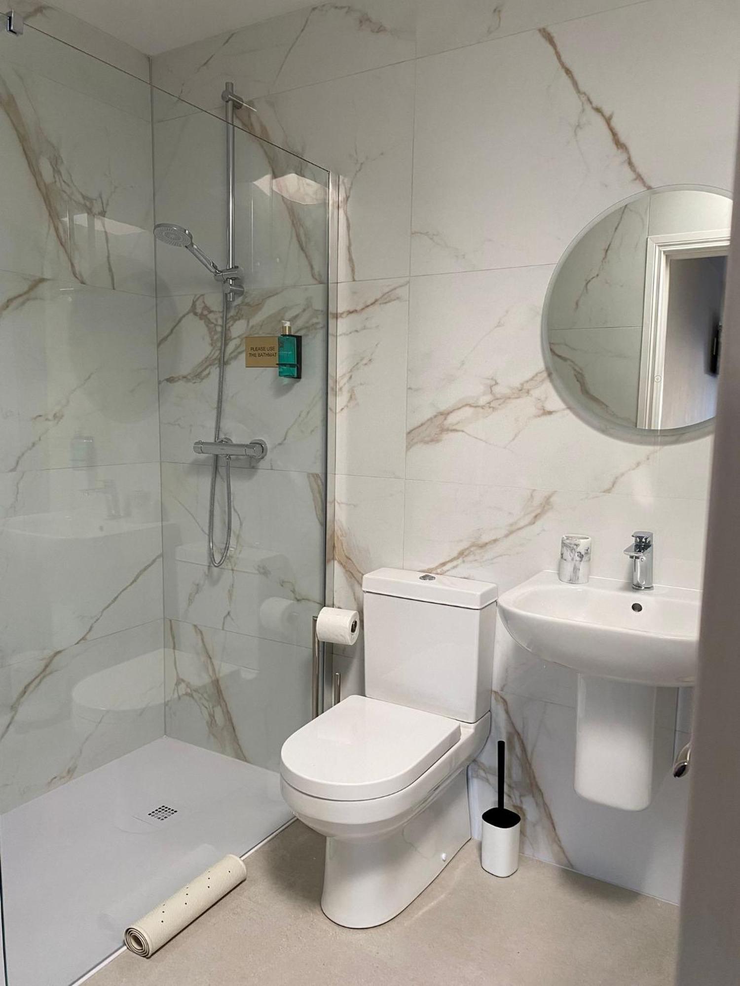 53 Luxury Accommodation Maynooth Dış mekan fotoğraf